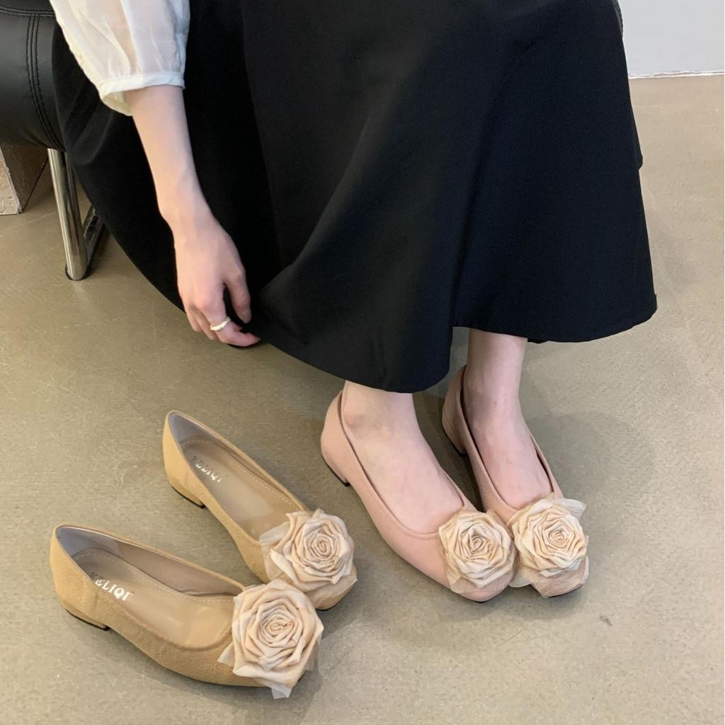 2025 Frühling und Herbst neue Rose dicker Absatz Einzelne Schuhe Damen mittlerer Absatz eckige Spitze flacher Ausschnitt Retro klassisches Nischendesign