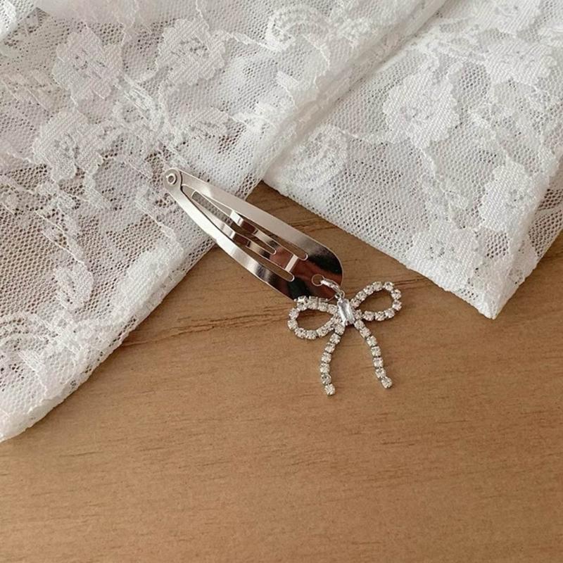 Eleganter silberner Schleifenknoten-Haarclip-Anhänger, unverwechselbarer Haarclip mit einzigartigem Zirkon-Schleifenknoten für modebewusste Personen
