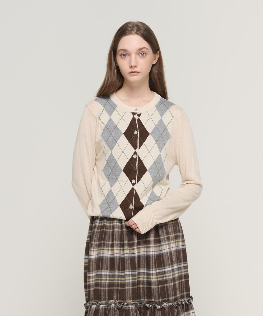 Cargobros For Woman Argyle Check Knit Cardigan (Beige)