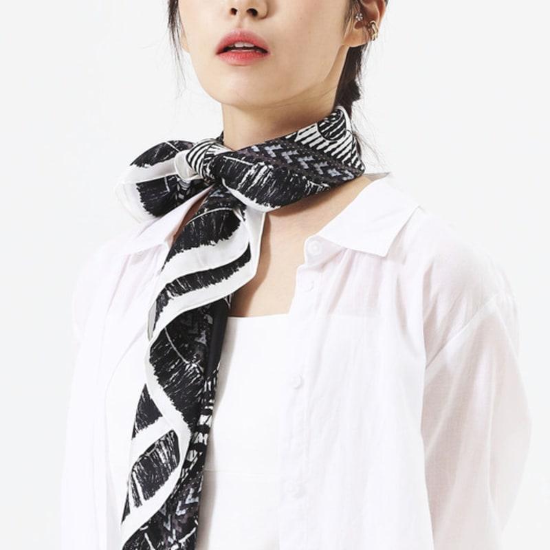 ONSZ Iluzorní gobelínový hedvábný šátek