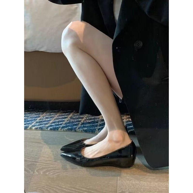 Single shoes, light-mouth shoes, summer inner height increase, apricot pointed flat shoes, women's commuting