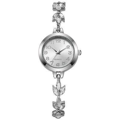Women Bracelet Watch with Quartz Movement Elegant Floral Design Stainless Steel Band Analog Display Suitable for Daily Wear