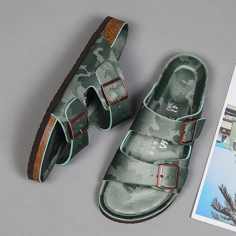 

Fashion Men Classic Casual Leather Camouflage Sandals Summer Hollow Out Breathable Outdoor Walking Shoes Flat Designer Soft Bottom Shoes 46 світло-зелений колір