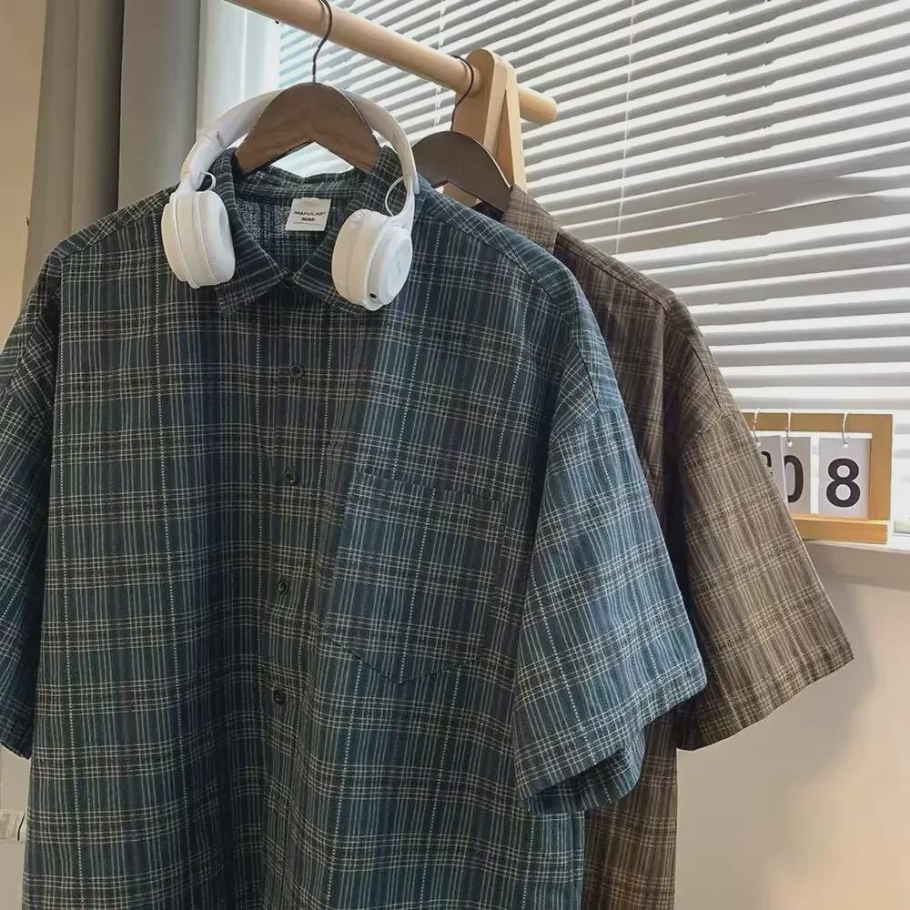 Men's Japanese Retro Plaid Short-Sleeve Summer Shirt - Casual, Handsome, and Versatile.