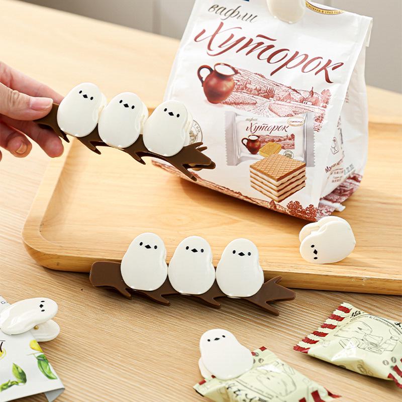 Creative Cartoon Bird Magnet Clip: Moisture-Proof Storage for Snacks and Tea