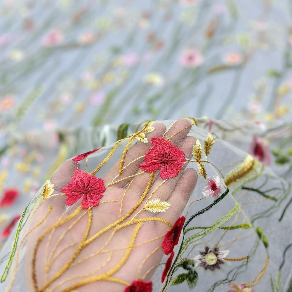 Embroidered Aquatic Plant Lace Fabric 3D Floral Tulle Mesh per Yard for Couture Wedding Dress Runway Costume Skirt Embellishment