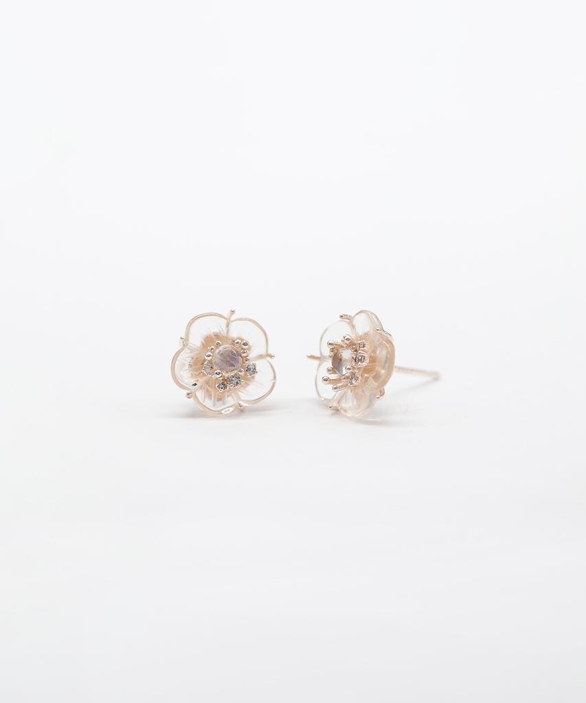 Ordor Natural Stone Clear Quartz Flower Earrings
