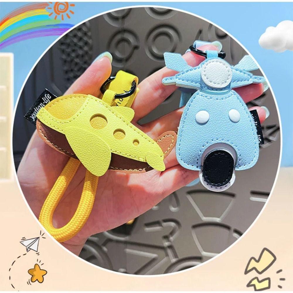 PU Leather Bus Shape Keychain Unique Bag Hanging Decoration Cartoon Airplane Keychain  Gift