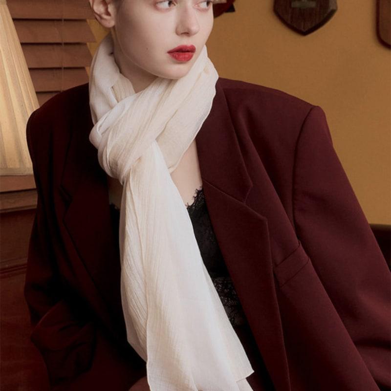 

TOU SS025 Half Shimmer Scarf(2 color options) Black