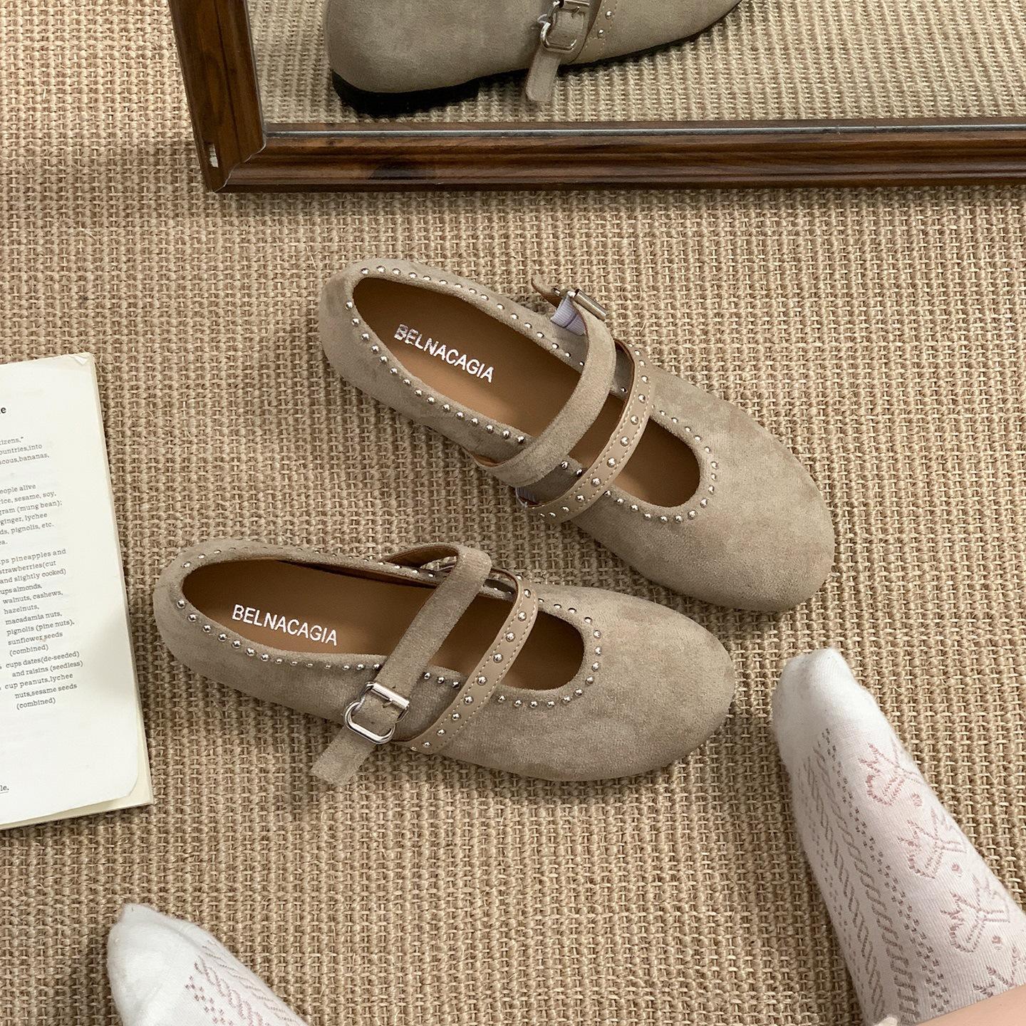 

Queen Fan retro French flat-bottomed shallow mouth single shoes women s 2025 new autumn skirt soft-soled Mary Jane shoes 40 хаки