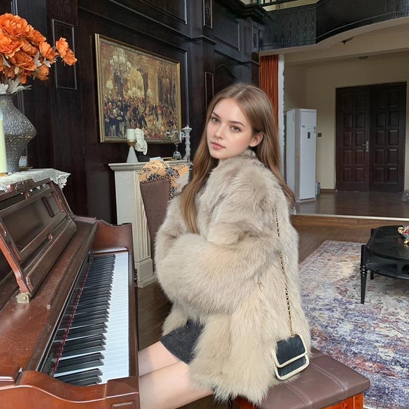 Women's Imitation Fox Fur Coat Women's Autumn and Winter Environmental Protection Fur Mid-length Fur Coat