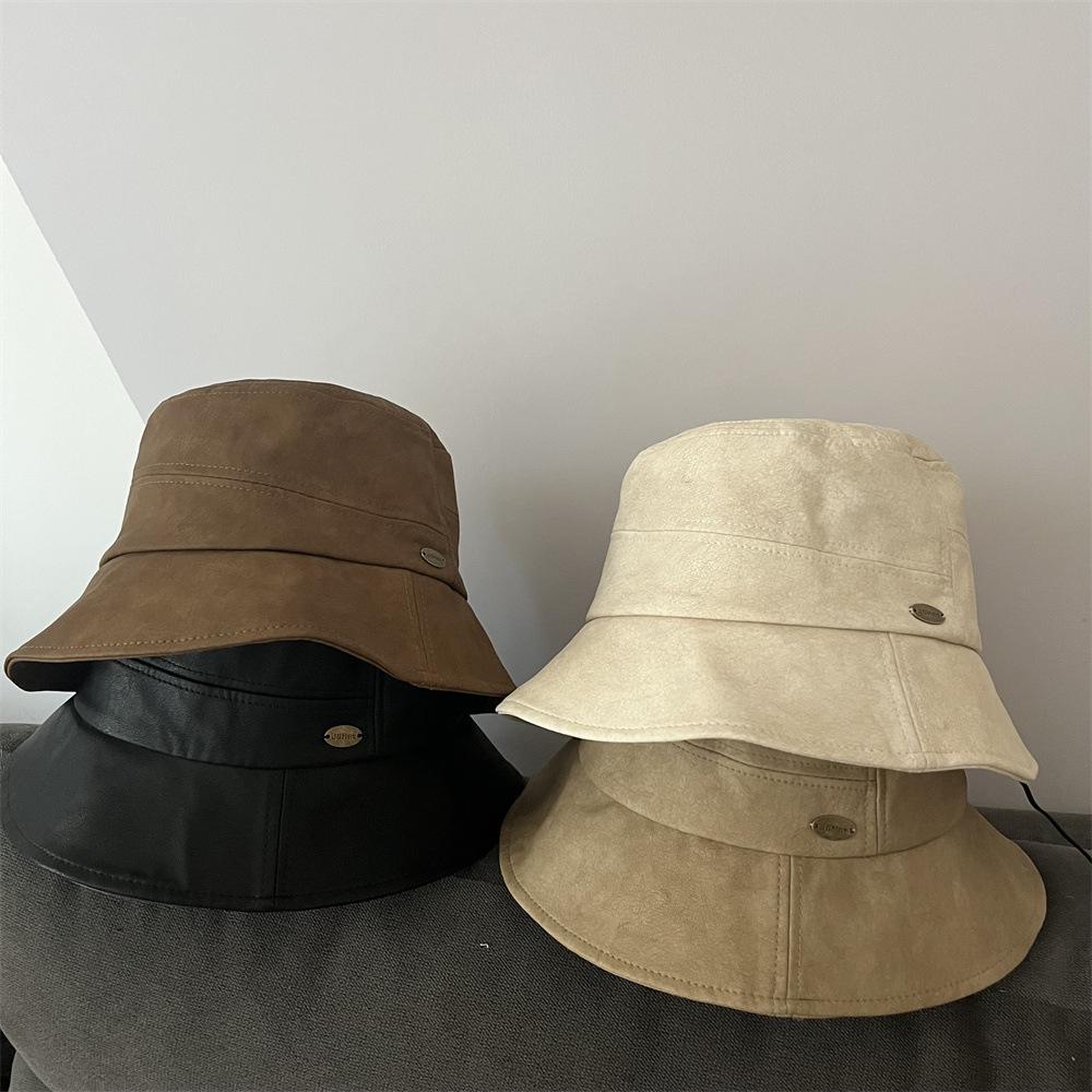 

Autumn and winter simple and versatile face small bucket hat women s bucket hat clothing with basin hat Adult average size чорний