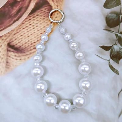 Advanced Niche, Simple and Versatile Temperament, Light Luxury Crystal Pearl Short Handmade Bead Phone Chain