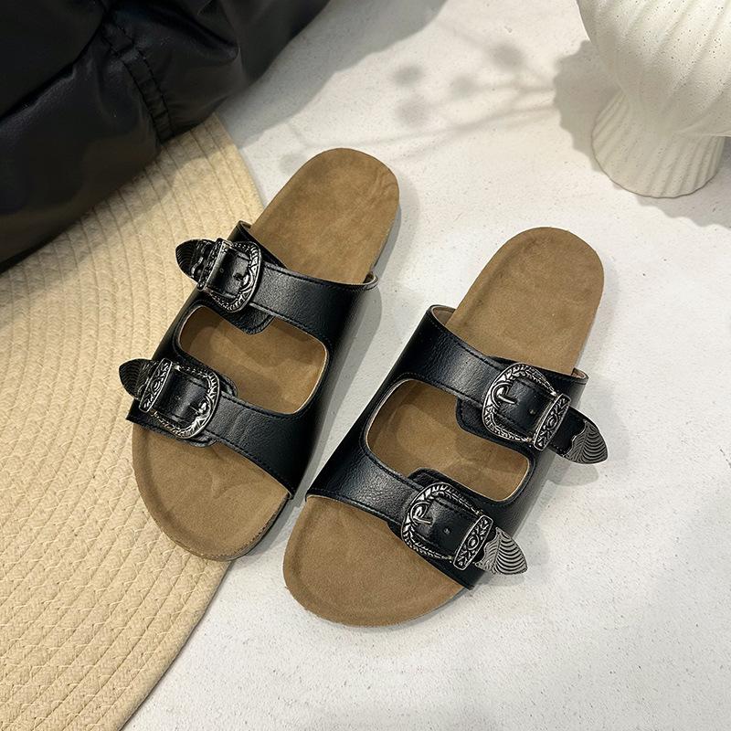 Outside Slippers Women's 2025 Summer Outside Wear European and American Fashion Trends Cool Slippers Metal Buckle Slippers Beach Cool Slippers