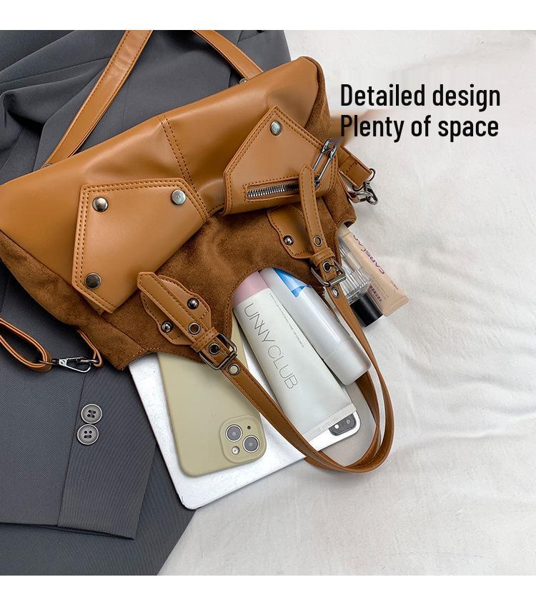 Exquisite Women's Fashion Versatile Shoulder Crossbody Bag - High-End Casual Commuter for Autumn/Winter 2025