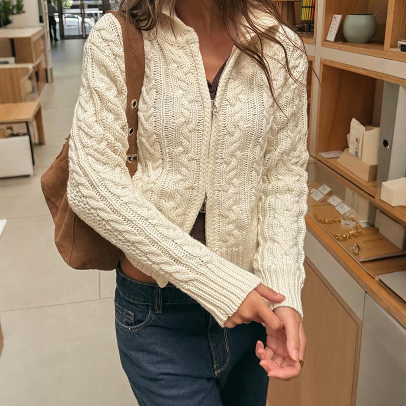 Women Winter Lapel Zipper Minimalist Style Button Front Layered Look Solid Color Knitted Sweater Cardigan Coat