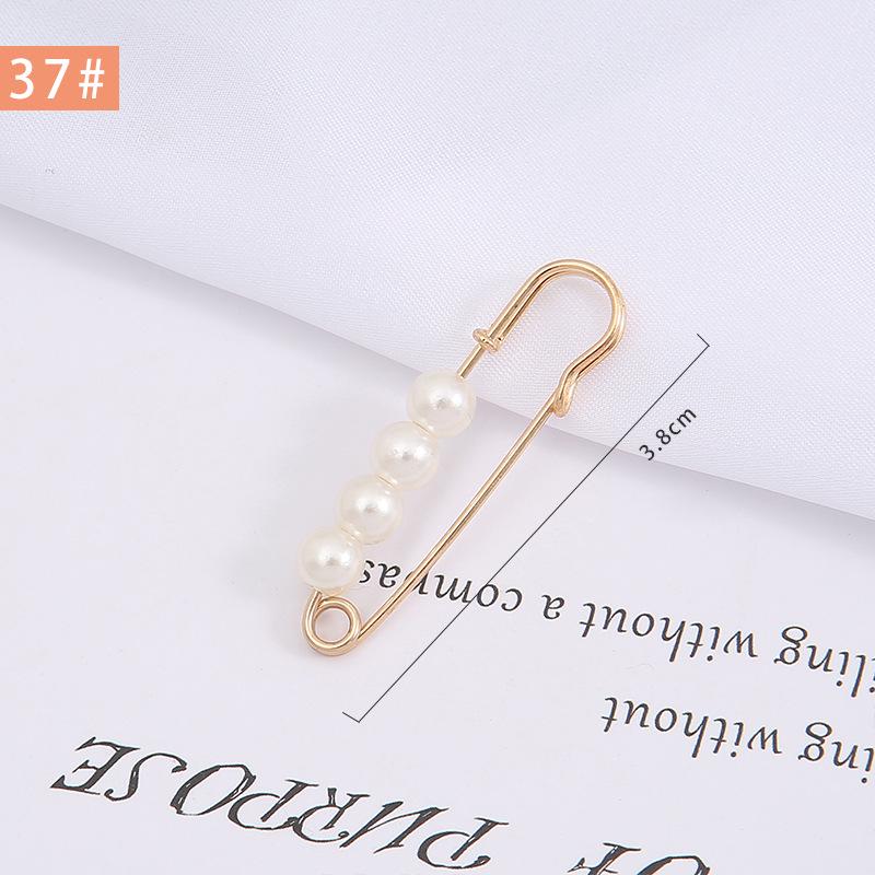 Pearl Anti-Exposure Brooch: Women's Waist-Cinching Pin & Clothing Decoration