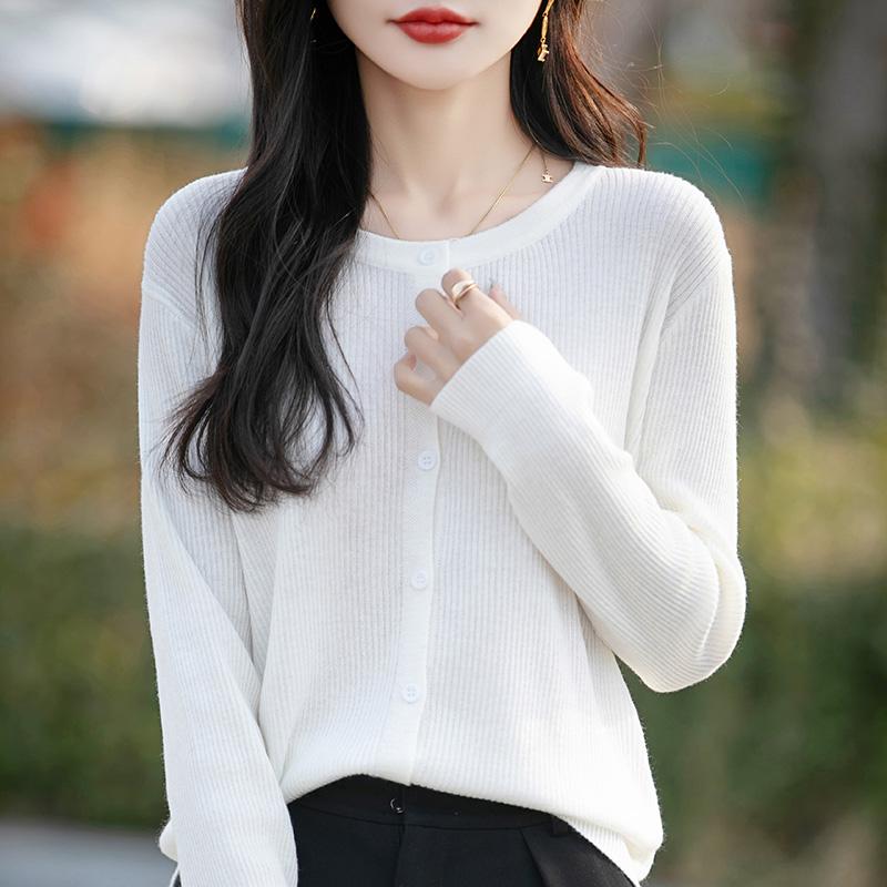 Women's Lightweight 50% Wool 50% Mulberry Silk Cardigan - 4-Season Versatile Knitwear for All-Year Comfort & Style