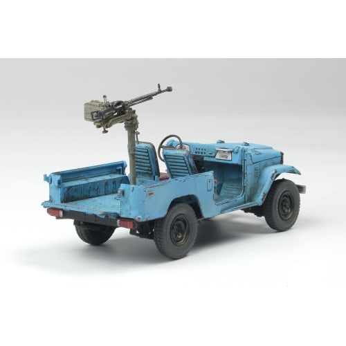 AK Interactive 1/35 Scale Modern-Use Compact Four-Wheel Drive SUV Military Version with DShKM Heavy Machine Gun, Plastic Model Kit AK35002