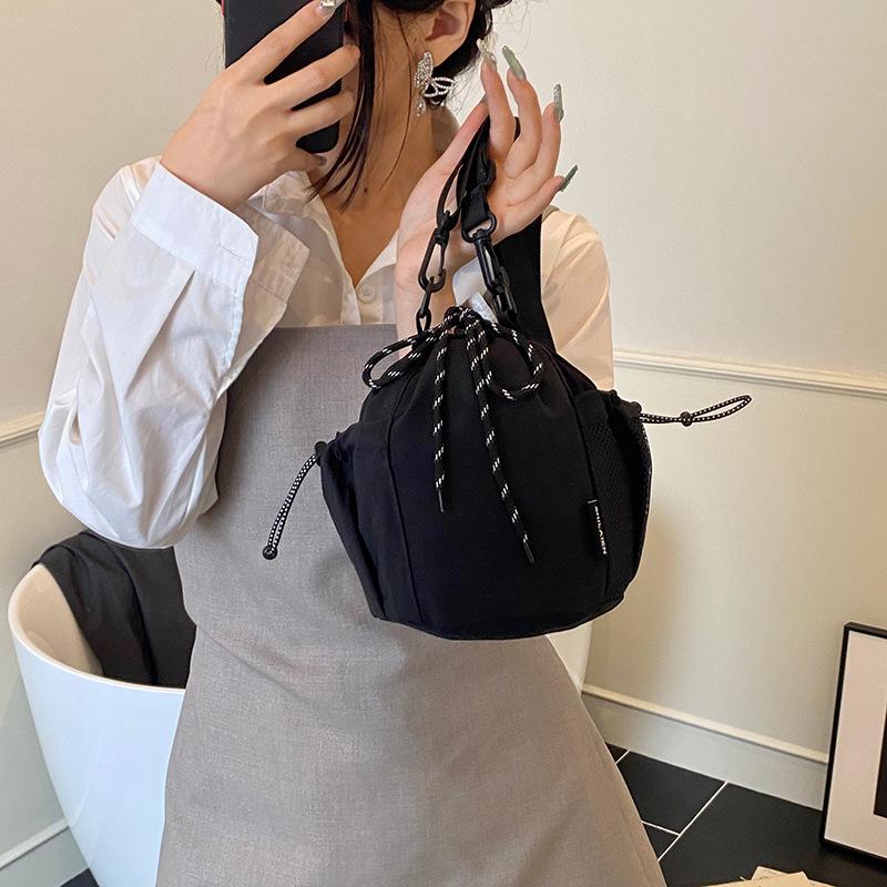 Japanese-Inspired Niche Drawstring Bucket Bag, Versatile Crossbody for Commuting and Outdoor Sports Casual Use