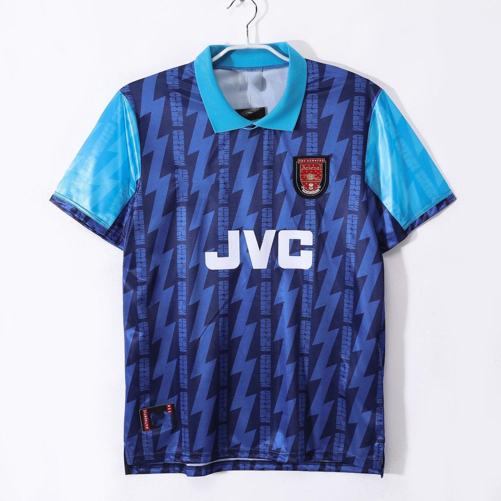 Großhandel Vintage Barcelona Real Madrid Paris AC Santos Spanien Messi Rokaka Ronaldo Trikot