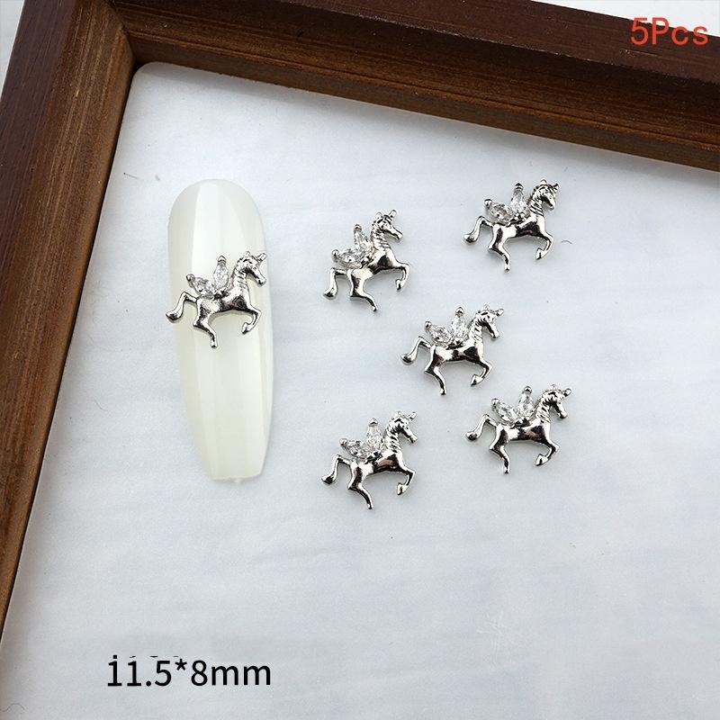 10 Stück Legierung Pony Nagelkunst-Anhänger 3D Kleines Pferd Nagelzubehör DIY Schmuck Maniküre Dekoration Jahr des Pferdes Nagelbastelarbeiten