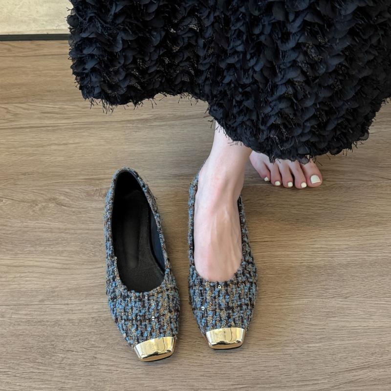 Women Low Heels One Kick  Print Metal Decorative Toe Wear-resistant Rubber Sole Comfortable and Breathable Zapatos Mujer