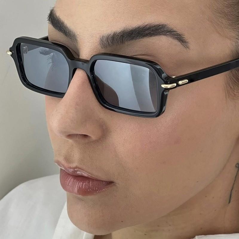 Occhiali da Sole Quadrati Vintage per Uomo Donna Lente Verde Oceano UV400 Montatura Rettangolare Occhiali alla Moda Borchie Occhiali da Sole