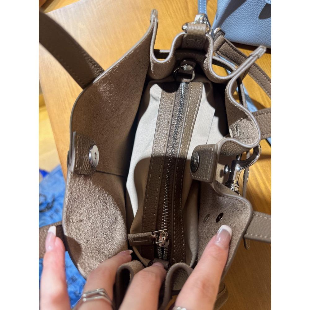 Tote Bag Women's 2025 New Leather First Layer Cowhide Versatile Premium Large-capacity Shoulder Portable Messenger Commuter Bag