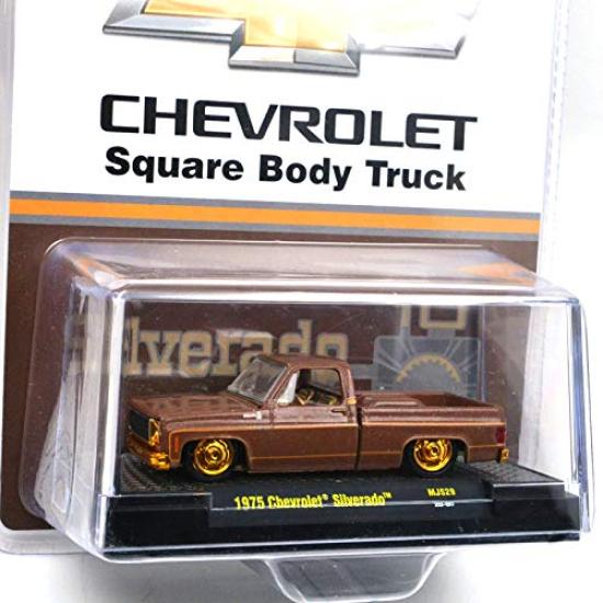 M2 MACHINES 164 Scale MiJo EXCLUSIVE - 1975 Chevrolet Silverado - The Brown Bagger (Chase Car)