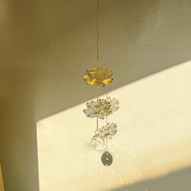 Crystal Ball Pendant Lotus Four-Leaf Clover Crystal Craft Sun Catcher Decor Car Hanging Light Gathering Jewelry (as the picture,hanging&H:45cm)