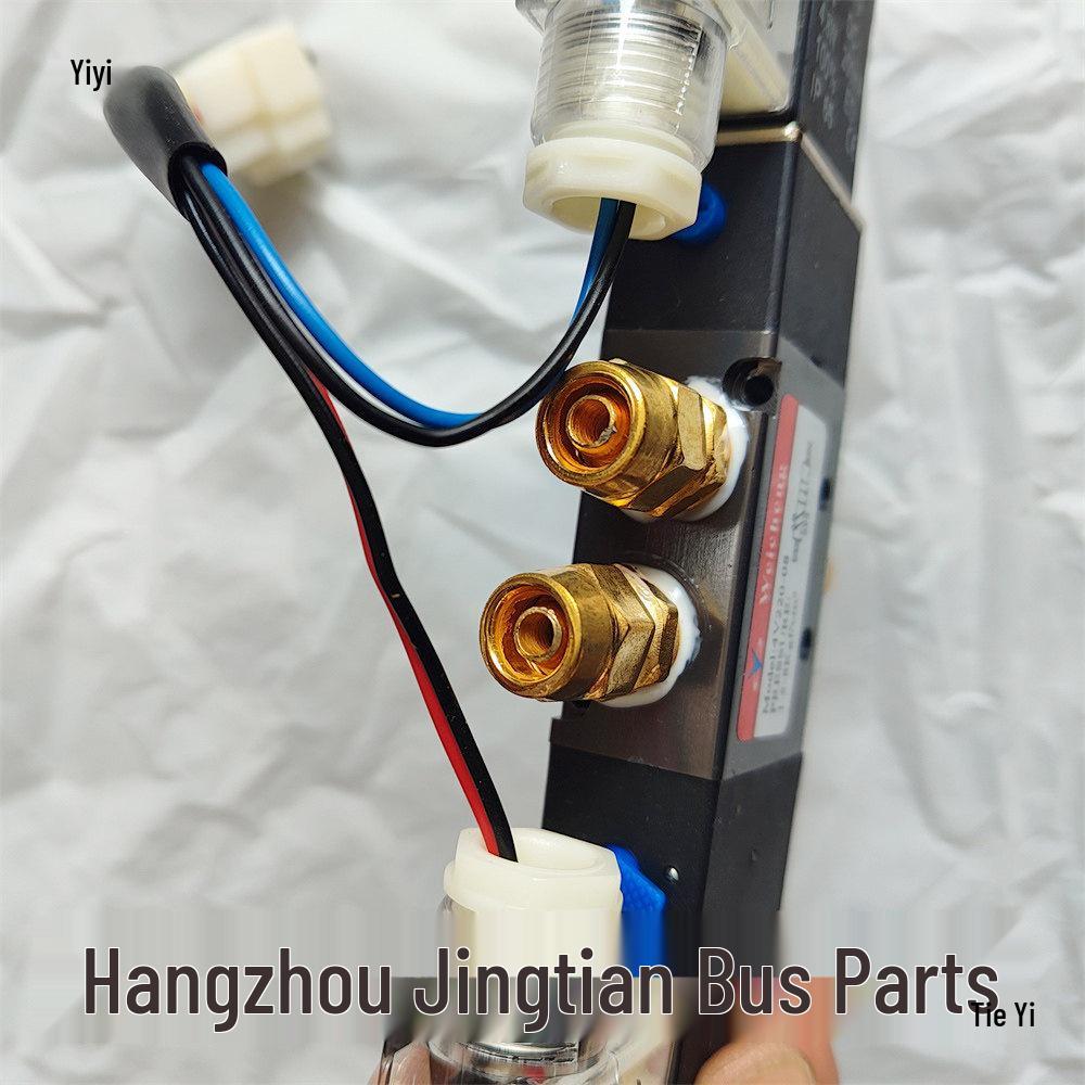 8mm Solenoid Valve for Yutong, Higer, Golden Dragon, Ankai, Zhongtong, King Long Bus Pneumatic Door Pump