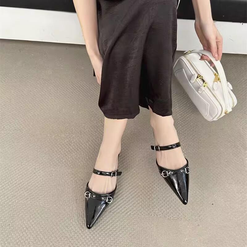New Summer Elegant Pointed Toe Outside Beach Mid-heeled Slippers Fashionable Comfortable Casual Buckle Work Slippers for Women