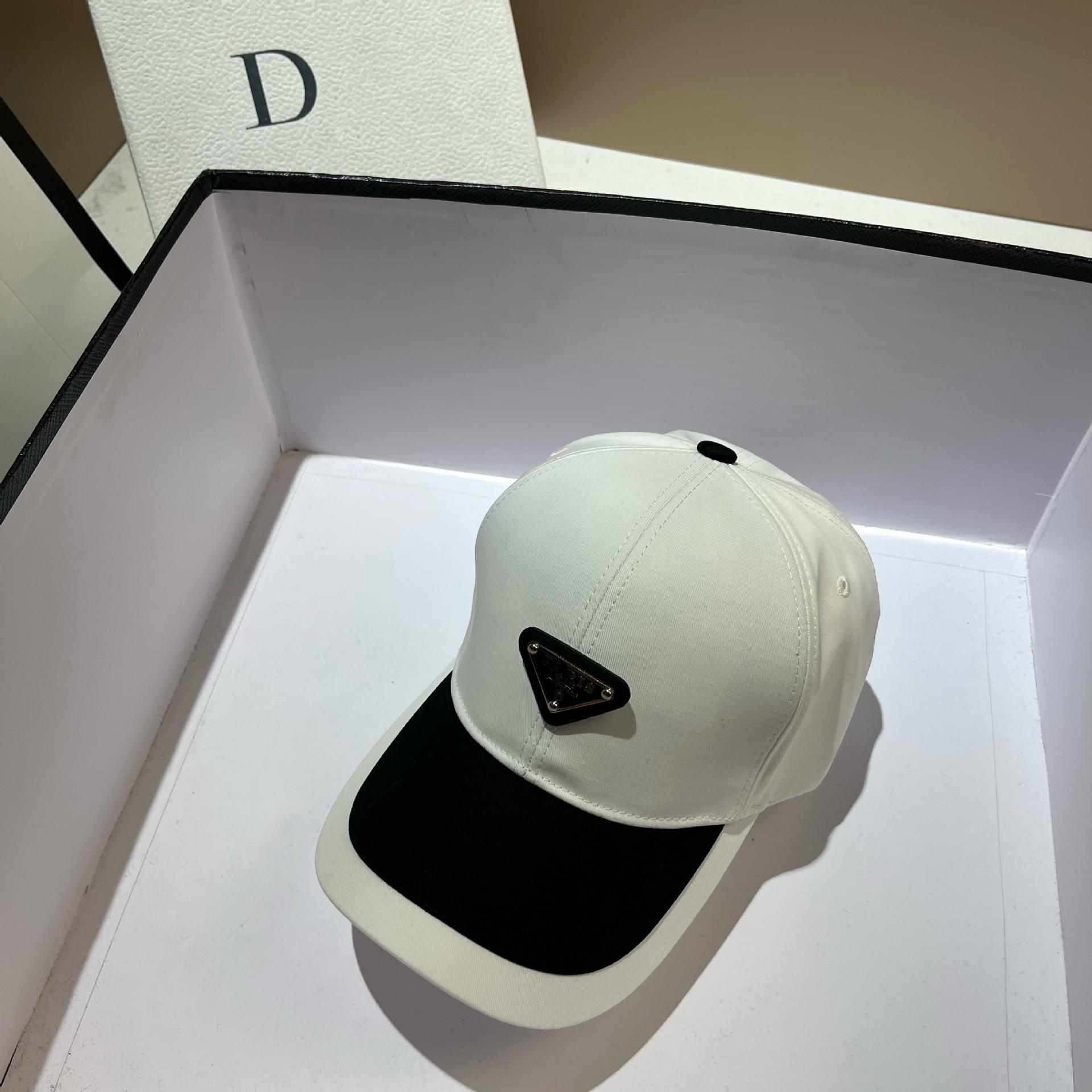 Combed Cotton Inverted Triangle Paris Cap Spring And Summer Black And White Casual Baseball Cap Outdoor Sports Cap Paris (adjustable)