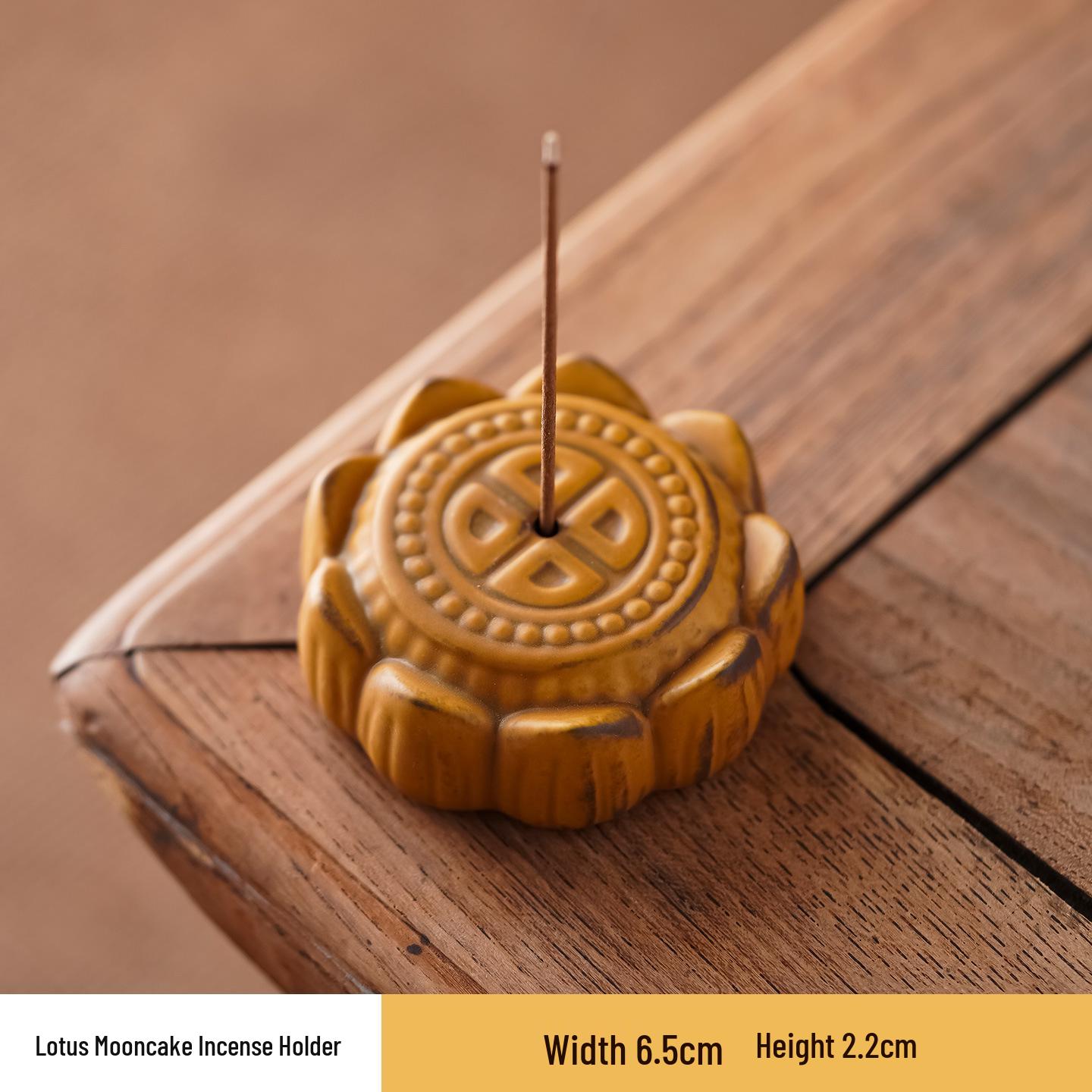 

Creative Lotus Mooncake Incense Holder: Sandalwood Incense Burner & Stick Holder for Home Decor - Ideal Mid-Autumn Gift