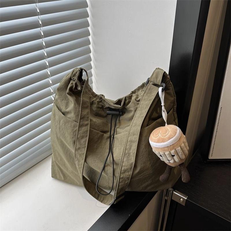 Large Capacity Tote Bag for Women Casual Versatile Shoulder Crossbody Bag Office Worker Commuter Canvas Bag