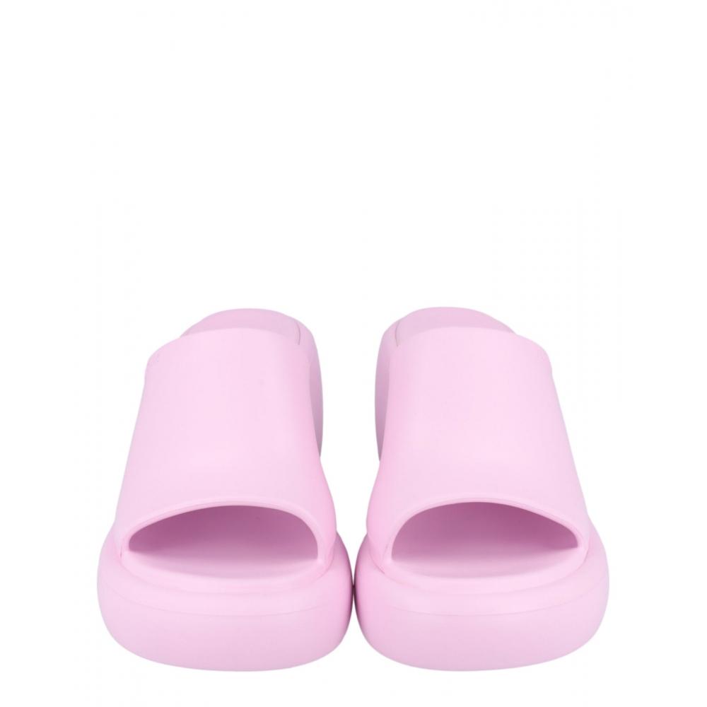 Salvatore Ferragamo Deva Sandals Pink