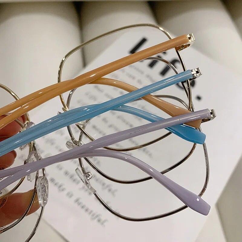 Fashion Big Square Metal Frame Anti Blue Light Glasses Eyeglasses for Women Computer Eye Protection Retro Spectacles Eyewear