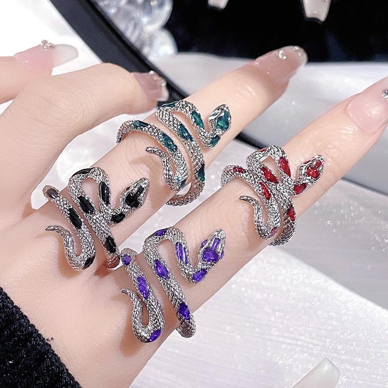 Original Snake-Shaped Retro Ring, Female Tide Niche Designer, High Sense Cold Wind Index Finger Ring, Open Ring.