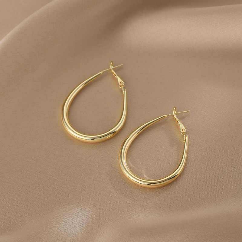 Stylish Silver Needle Round Hoop Earrings: Simple, Fashionable, Versatile, with a Light Luxury Feel