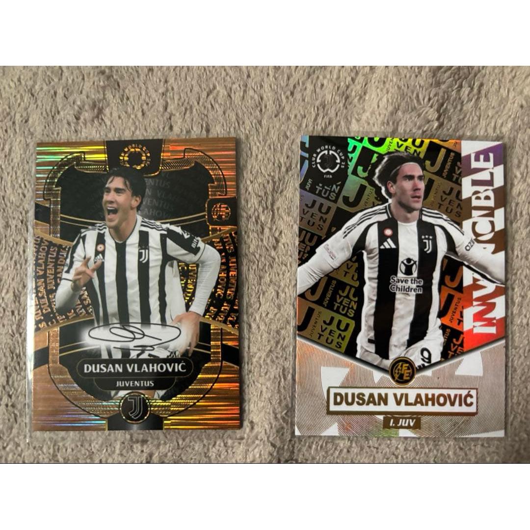 Juventus Dusan Vlahovic Printed Sign & Team Set