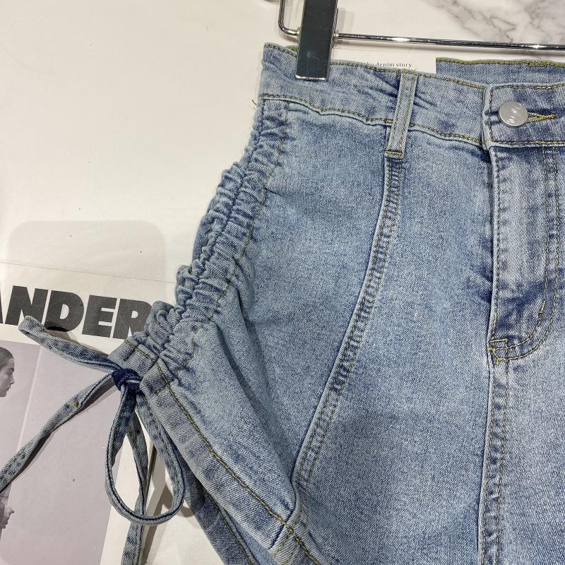 Rahat Skinny Moda ve Çok Yönlü Tasarım Anlayışı Denim Şort Kadın Yaz Yüksek Bel Lastikli Slim Düz İpli A Kesim Pantolon