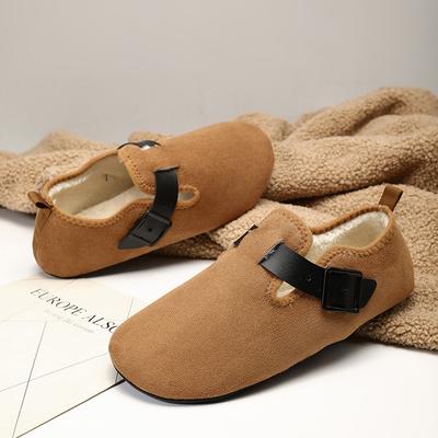 2024 Inverno Moda Lazer Masculina Mocassins de Câmara, Mais Chinelos de Algodão, Slip-ons Masculinos Grandes