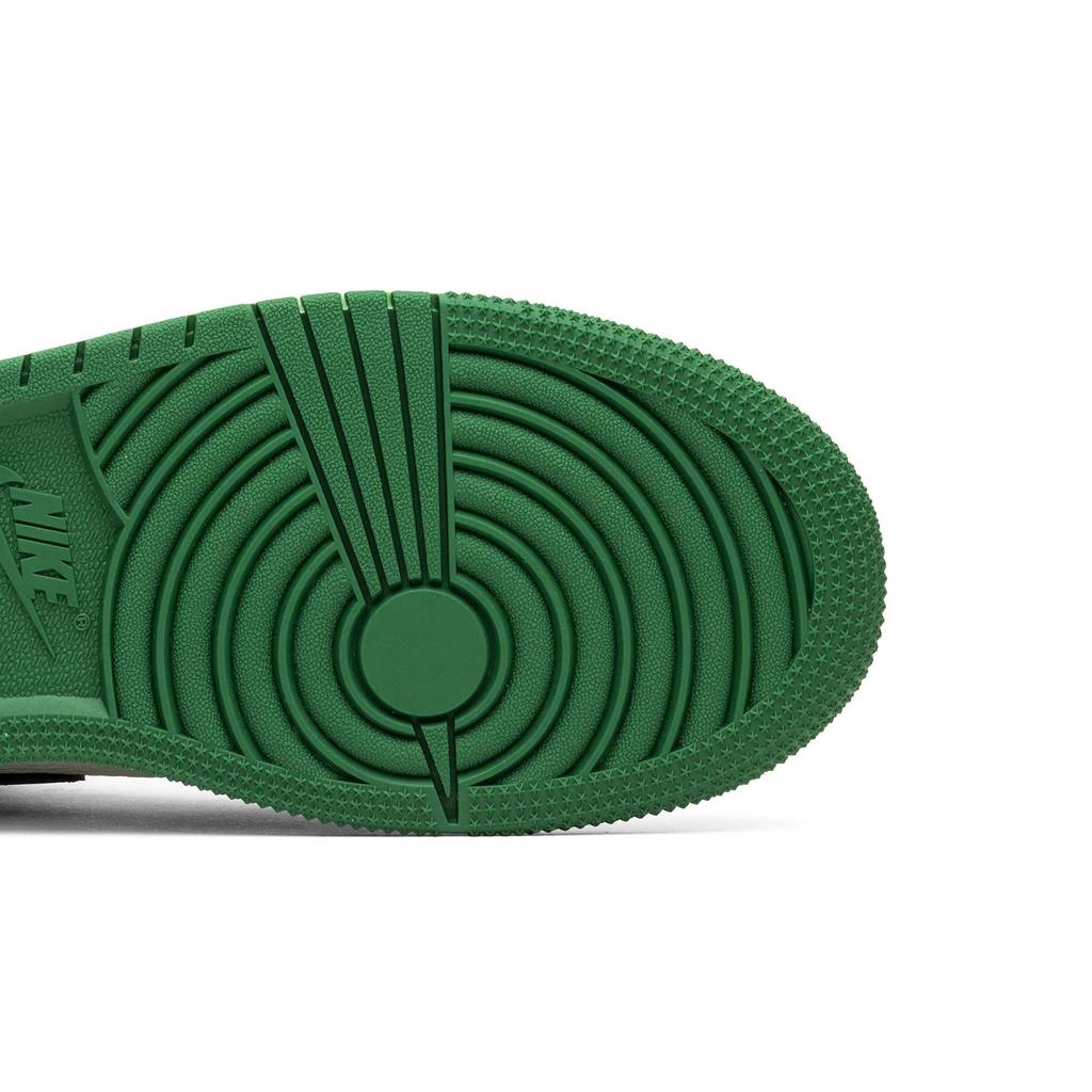 Air Jordan 1 Retro High OG Grade School 'Pine Green' (Unisex) Pine Green / Sail-Black Kids' Basketball Shoes 575441 302
