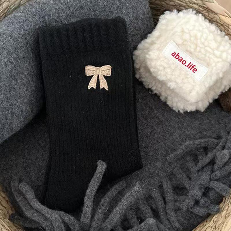 1pair Cute Women Socks Puppy Socks For Women Animal Pattern Cotton Socks With Fur Ball Funny Mid-tube Socks Calcetines Mujer