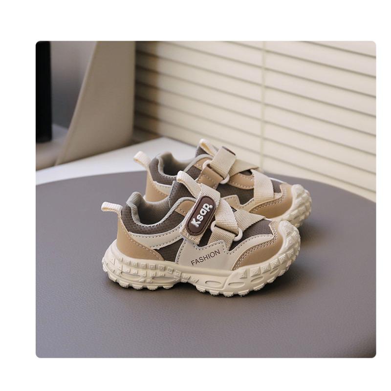 Anti-Tritt-Klassenkameraden Frühling und Herbst Neue Kindersport schuhe Jungen Schuhe Mädchen Laufschuhe Weichsohlige Reifenschuhe Trend