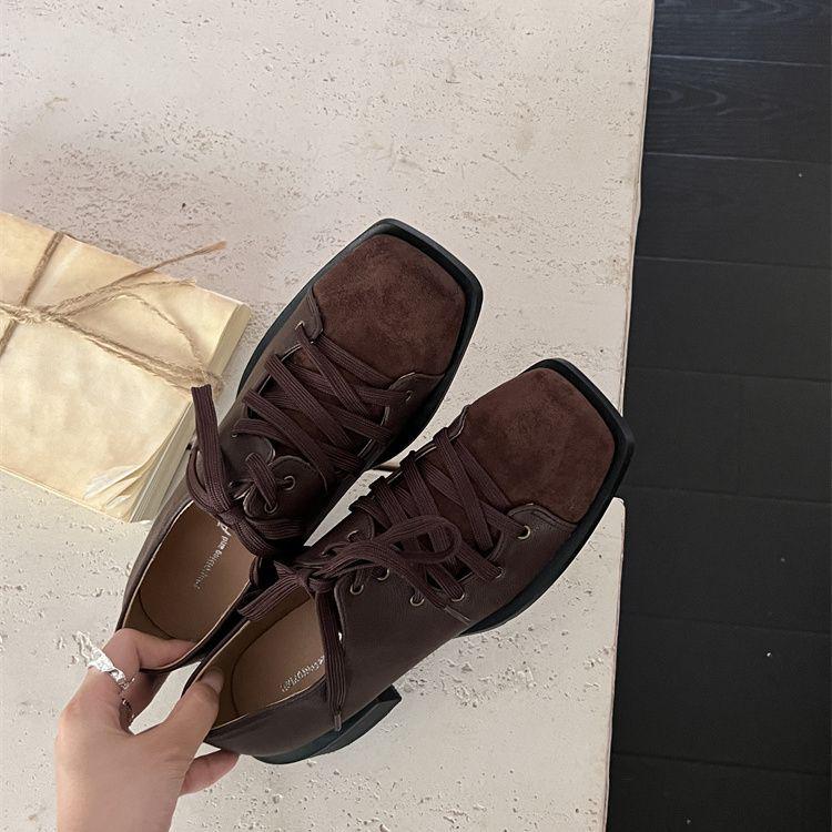 

Autumn Retro Lace-Up Chunky Heel Square Toe Leather Shoes for Women 35