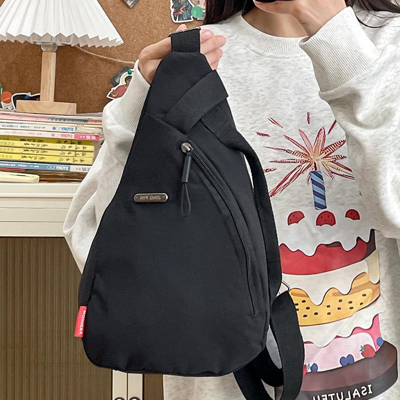 

Повседневная универсальная нагрудная сумка для мужчин и женщин, сумка-кроссбоди для мобильного телефона, стильная и простая сумка для поездок на работу, легкий спортивный ветронепродуваемый маленький рюкзак чёрный