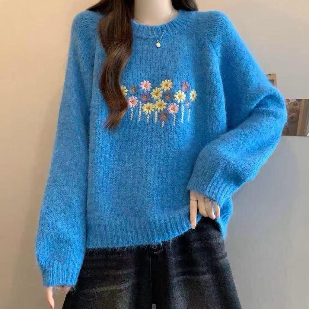 Korean Style Sweet Embroidered Sweater - Comfortable, Casual, and Versatile for Autumn/Winter