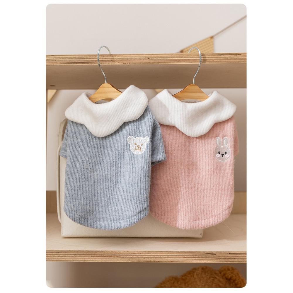 Autumn and Winter Cat Clothes Soft and Cute Two-color Button-down Bottoming Shirt Lace Lapel Collar Two Feet German Cat Hairless Cat Pet Clothes